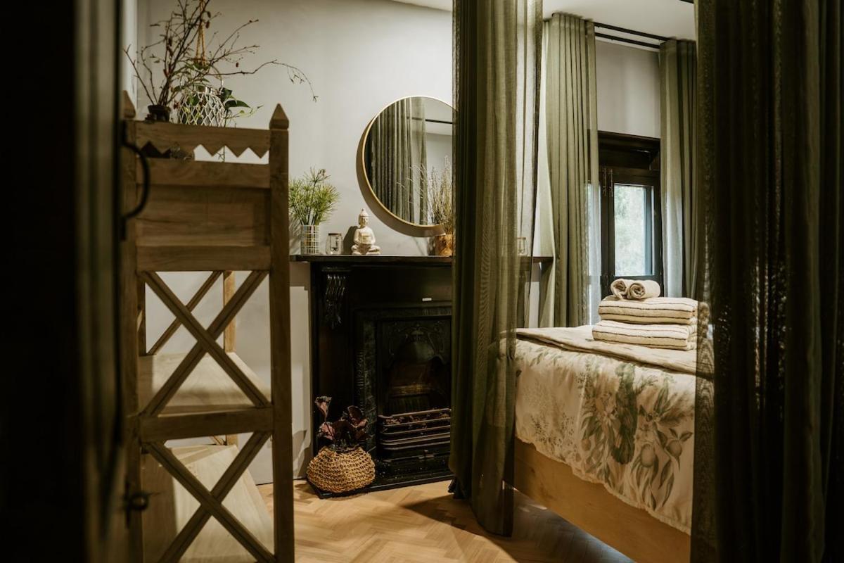The Temple - Country Farm Retreat Villa Launching Place Luaran gambar